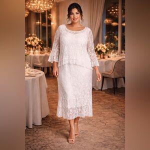 Elegant White Lace, Beaded Gown.  4X Excellent condition